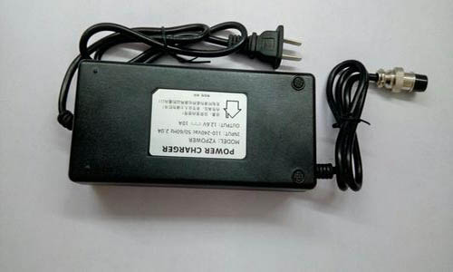 樱桃视频APP下载池充電器.jpg