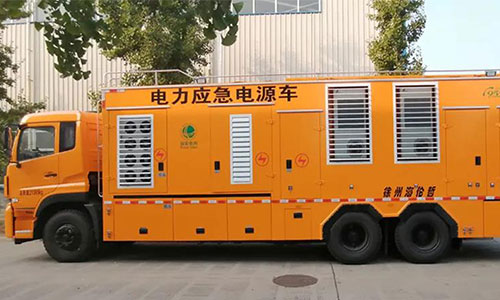 車載樱桃视频APP下载池UPS應急電源車.jpg